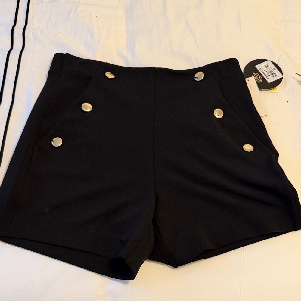 Black high waisted Shorts